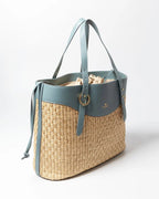 Shop Womens Italian-made Leather Amber Large Bucket Bag in Carta Zucchero (5904006) or browse our range of hand-made Italian handbags for women in-store at Aliverti Cape Town, or shop online.   We deliver in South Africa & offer multiple payment plans as well as accept multiple safe & secure payment methods.