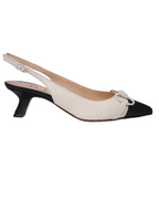 Shop Ladies Italian Leather Court Heel in White (MP1066BURNER) or browse our range of hand-made Italian ankle boots in leather or suede in-store at Aliverti Durban or Cape Town, or shop online. We deliver in South Africa & offer multiple payment plans as well as accept multiple safe & secure payment methods.