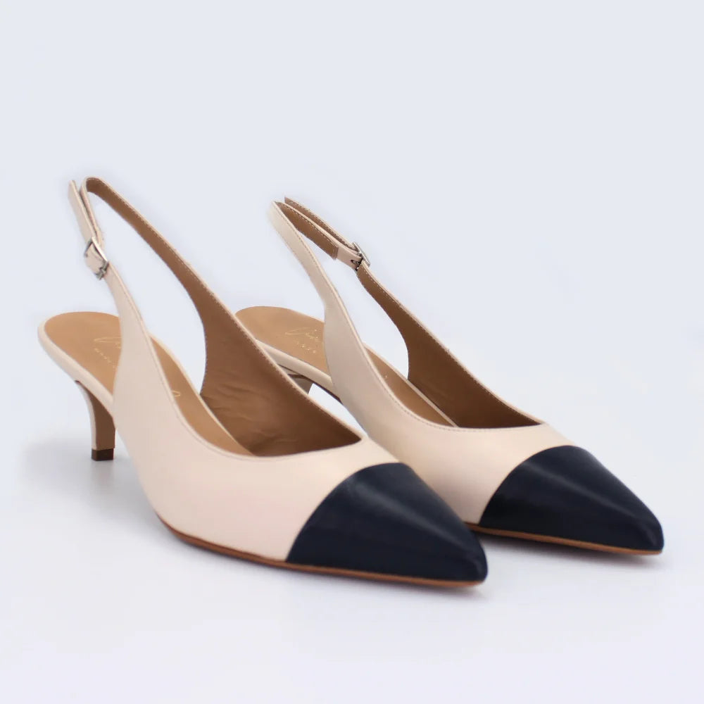 Shop Handmade Italian Leather Court Heel in Nude/Navy (CR507) or browse our range of hand-made Italian heels for women in leather or suede in-store at Aliverti Durban or Cape Town, or shop online. We deliver in South Africa & offer multiple payment plans as well as accept multiple safe & secure payment methods.