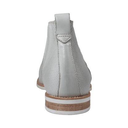 Shop Ladies Italian Leather Ankle Boots in White with Ultra Light-weight Sole (BR9433OSS) or browse our range of hand-made Italian ankle boots in leather or suede in-store at Aliverti Durban or Cape Town, or shop online. We deliver in South Africa & offer multiple payment plans as well as accept multiple safe & secure payment methods.