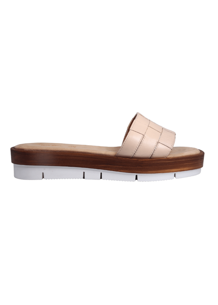 Ladies genuine leather sandal/slide in nude with rubber sole made in Italy exclusively for Aliverti (LUA2150NUD)