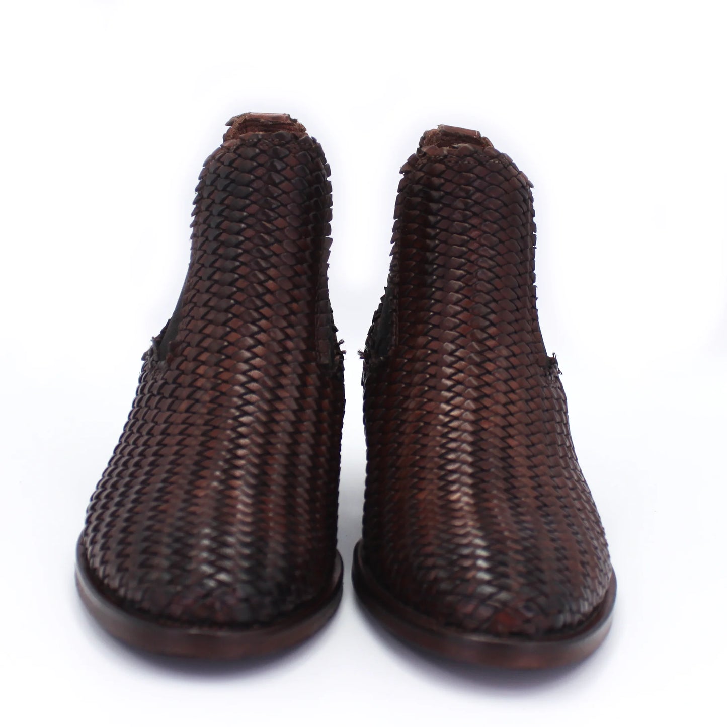 Shop Handmade Italian Leather Woven Boot in Brown (9410) or browse our range of hand-made Italian boots for women in leather or suede in-store at Aliverti Durban or Cape Town, or shop online. We deliver in South Africa & offer multiple payment plans as well as accept multiple safe & secure payment methods.