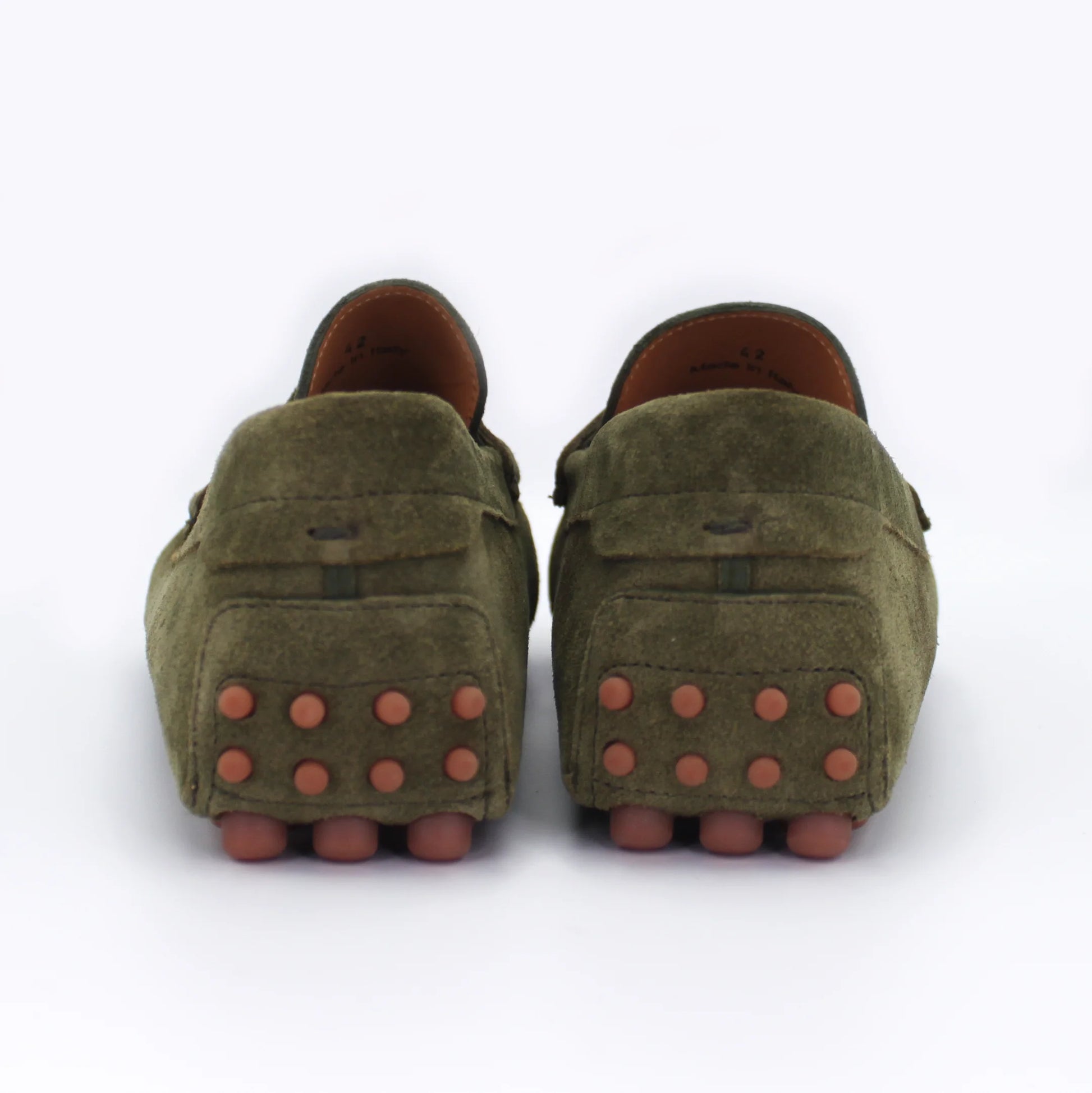 Shop Handmade Italian Suede Driver Moccasin in Asparago Green (u0460002) or browse our range of hand-made Italian moccasins, loafers and drivers for men in leather or suede in-store at Aliverti Durban or Cape Town, or shop online. We deliver in South Africa & offer multiple payment plans as well as accept multiple safe & secure payment methods.