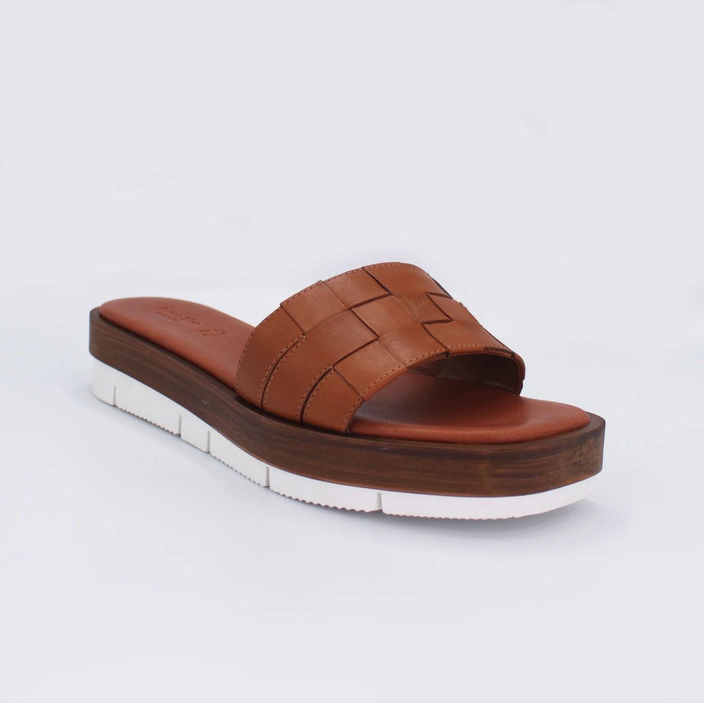 Shop Handmade Italian Leather Sandal in Cognac (2150) or browse our range of hand-made Italian sandals for women in leather or suede in-store at Aliverti Durban or Cape Town, or shop online. We deliver in South Africa & offer multiple payment plans as well as accept multiple safe & secure payment methods.