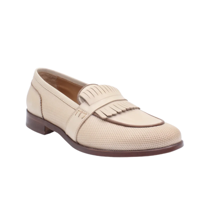 Shop Handmade Italian Leather Moccasin in White (10690) or browse our range of hand-made Italian moccasins for women in leather or suede in-store at Aliverti Durban or Cape Town, or shop online. We deliver in South Africa & offer multiple payment plans as well as accept multiple safe & secure payment methods.