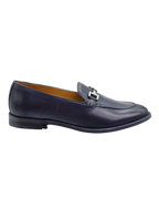 Shop Handmade Italian Leather Moccasin in Navy (9426) or browse our range of hand-made Italian moccasins for women in leather or suede in-store at Aliverti Durban or Cape Town, or shop online. We deliver in South Africa & offer multiple payment plans as well as accept multiple safe & secure payment methods.
