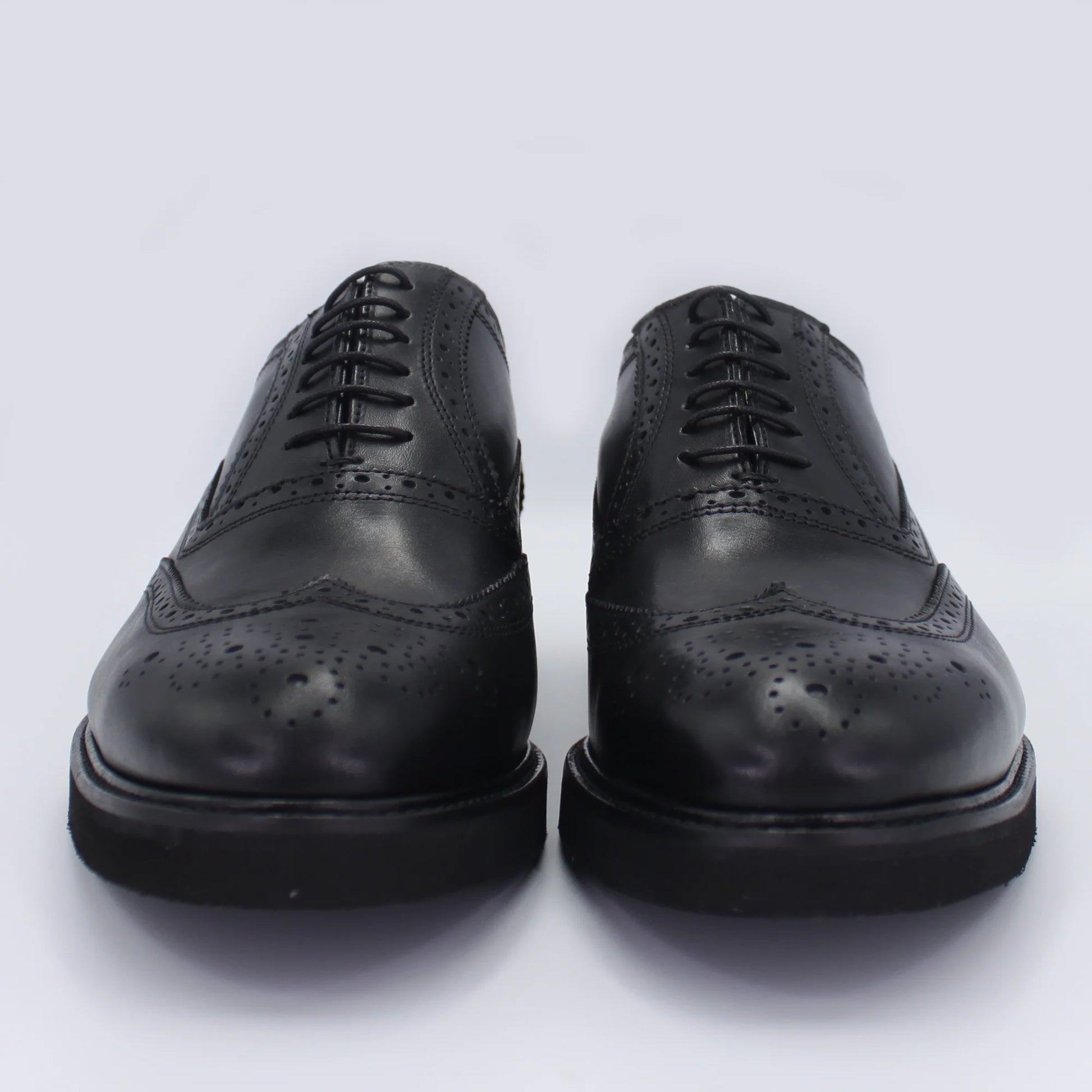 Shop Handmade Italian Leather Oxford Brogue in Black (MF6650) or browse our range of hand-made Italian oxfords & brogues for men in leather or suede in-store at Aliverti Durban or Cape Town, or shop online. We deliver in South Africa & offer multiple payment plans as well as accept multiple safe & secure payment methods.