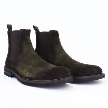 Shop Handmade Italian Suede Chealsea Boot in Green (8589) or browse our range of hand-made Italian boots for men in leather or suede in-store at Aliverti Durban or Cape Town, or shop online. We deliver in South Africa & offer multiple payment plans as well as accept multiple safe & secure payment methods.