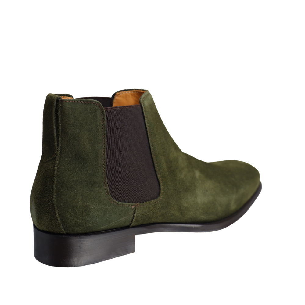 Shop Handmade Italian Suede Chelsea Boot in Olive (940) or browse our range of hand-made Italian boots for men in leather or suede in-store at Aliverti Durban or Cape Town, or shop online. We deliver in South Africa & offer multiple payment plans as well as accept multiple safe & secure payment methods.