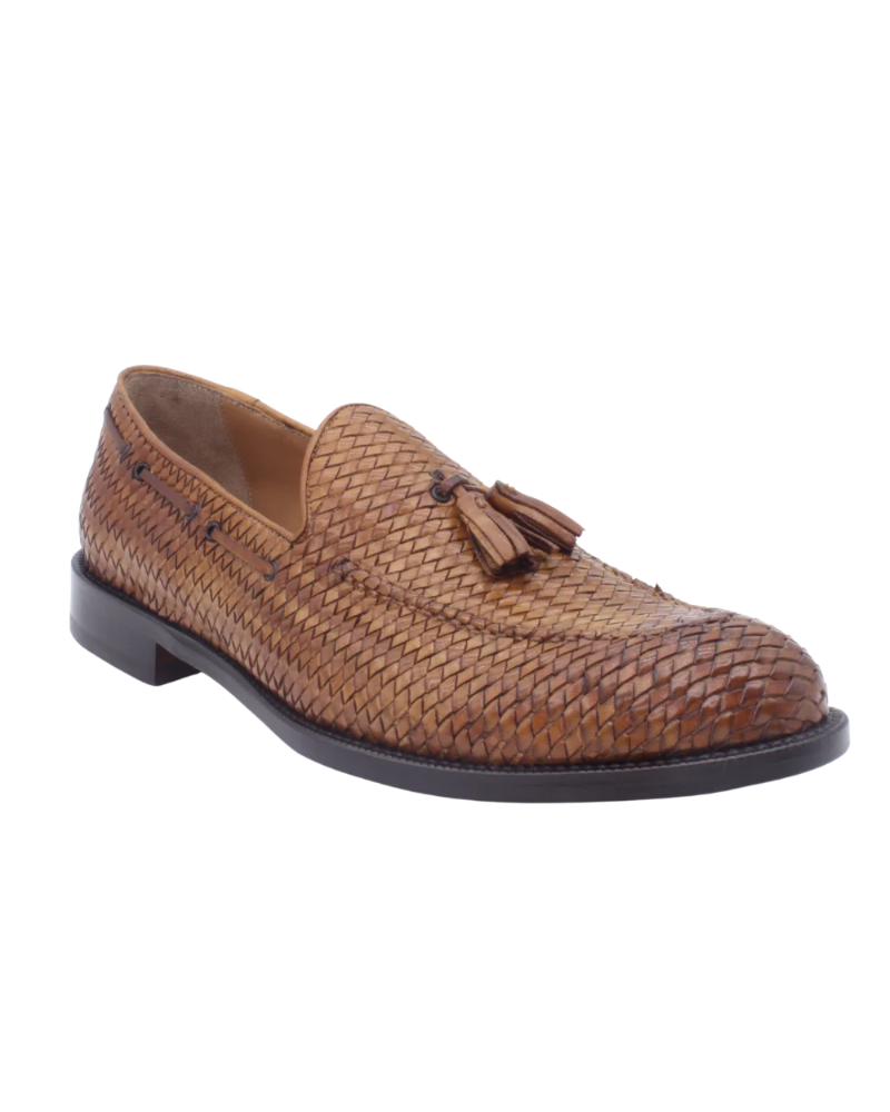 Shop Handmade Italian leather moccasin with tassels in Tan (10566) or browse our range of hand-made Italian moccasins & loafers for men in leather or suede in-store at Aliverti Durban or Cape Town, or shop online. We deliver in South Africa & offer multiple payment plans as well as accept multiple safe & secure payment