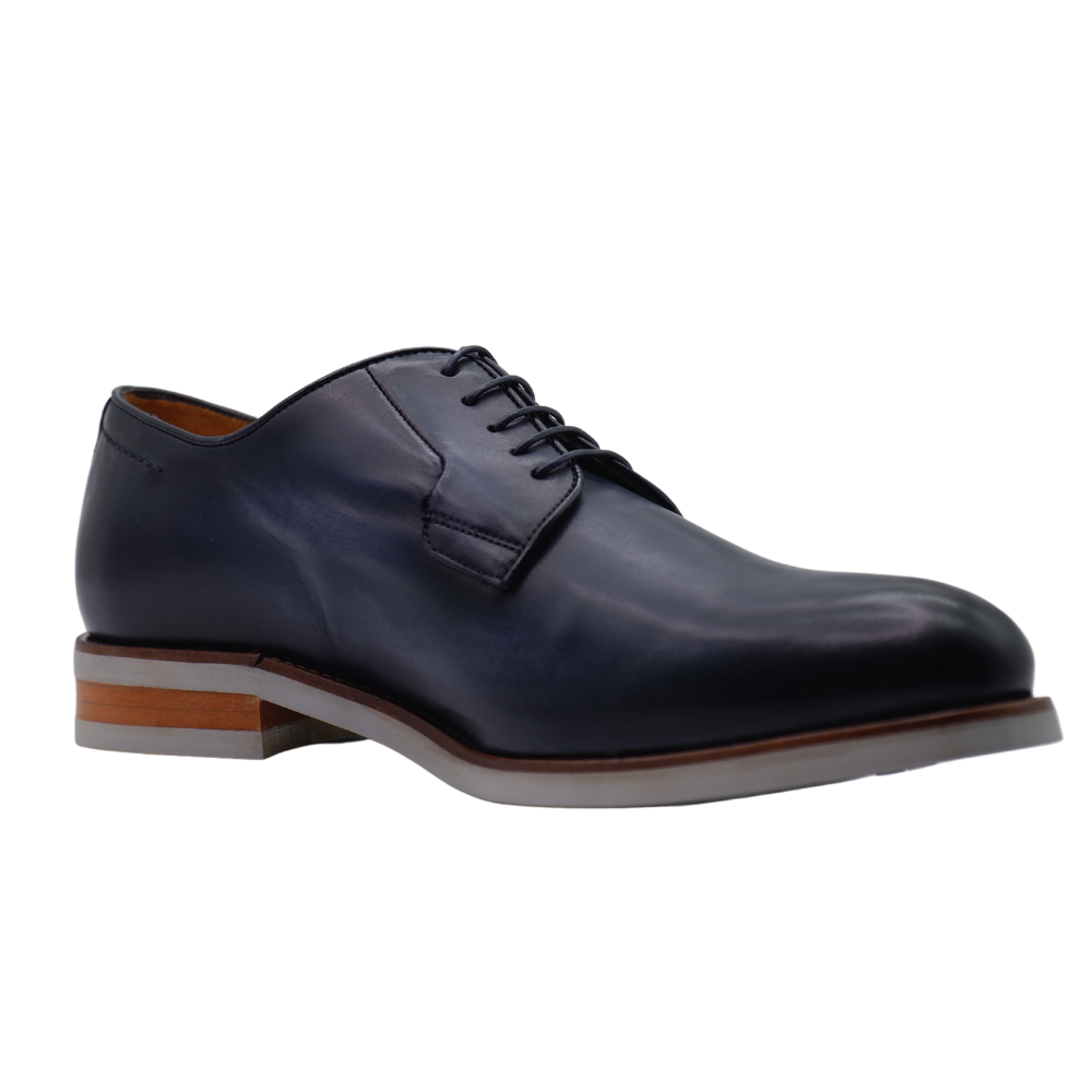 Shop Handmade Italian Leather Derby in Blue (8097) or browse our range of hand-made Italian footwear for men in leather or suede in-store at Aliverti Durban or Cape Town, or shop online. We deliver in South Africa & offer multiple payment plans as well as accept multiple safe & secure payment methods.