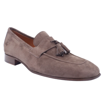 Shop Handmade Italian Leather/Suede Moccasin in Taupe (08633) or browse our range of hand-made Italian moccasins for men in leather or suede in-store at Aliverti Durban or Cape Town, or shop online. We deliver in South Africa & offer multiple payment plans as well as accept multiple safe & secure payment methods.