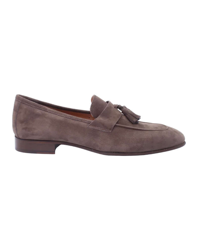 Shop Handmade Italian Leather/Suede Moccasin in Taupe (08633) or browse our range of hand-made Italian moccasins for men in leather or suede in-store at Aliverti Durban or Cape Town, or shop online. We deliver in South Africa & offer multiple payment plans as well as accept multiple safe & secure payment methods.