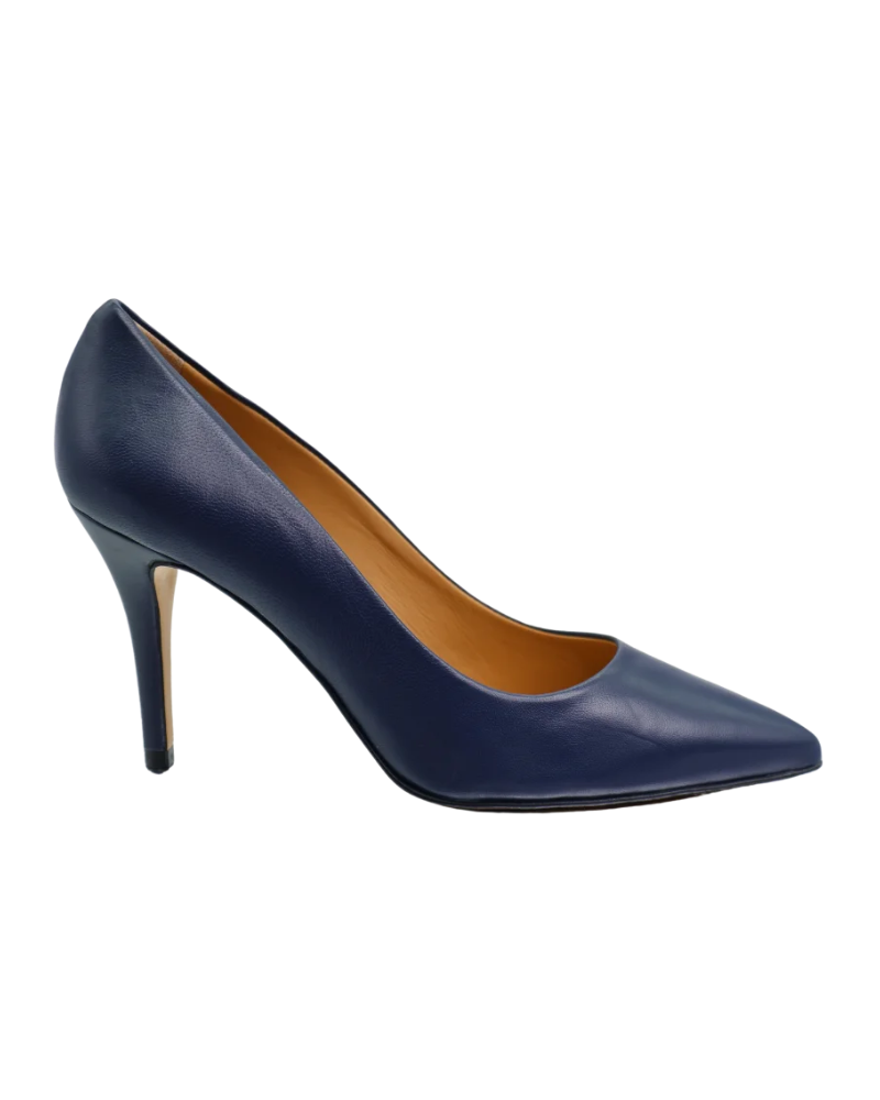 Shop Handmade Italian Leather Court Heel in Blue/Navy (CRB120) or browse our range of hand-made Italian heels for women in leather or suede in-store at Aliverti Durban or Cape Town, or shop online. We deliver in South Africa & offer multiple payment plans as well as accept multiple safe & secure payment methods.