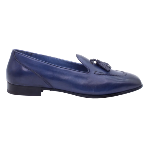 Shop Handmade Italian Leather Moccasin in Blue (10678) or browse our range of hand-made Italian moccasins for women in leather or suede in-store at Aliverti Durban or Cape Town, or shop online. We deliver in South Africa & offer multiple payment plans as well as accept multiple safe & secure payment methods.